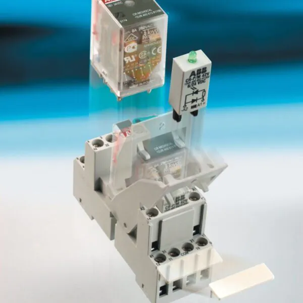 ABB Cr-M230AC3 Minyatür Röle 3A/k 230VAC 10A