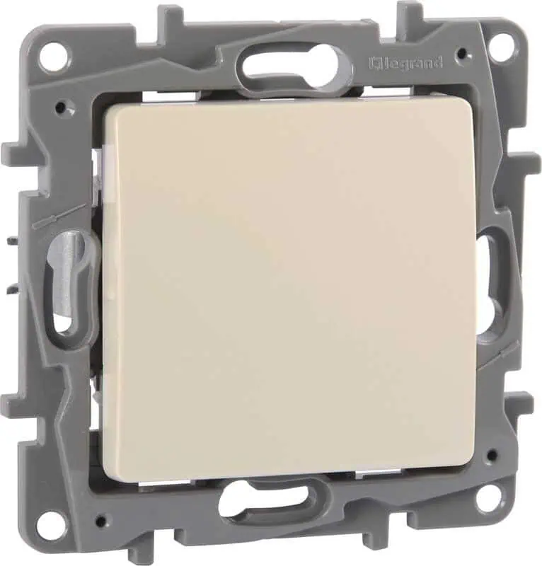 Legrand 768405 Raventi Krem Liht Buton Legrand 768405 Raventi Krem Liht Buton