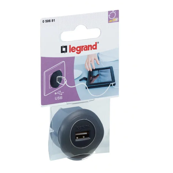 Legrand 050681 USB şarj çıkışlı fiş siyah renk 5V DC 1.5A çıkışlı