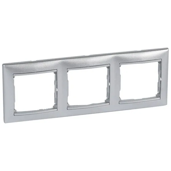 Legrand 770153 Valena Çerçeve Alüminyum Üçlü Yatay