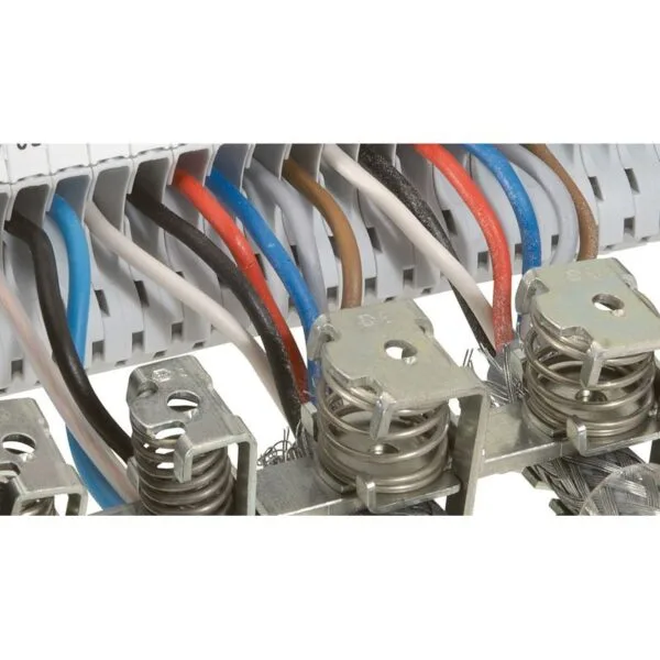 Legrand 037532 Viking3 Ekranlama kelepçeleri 10 ile 20 mm çapında kablo için