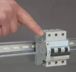 Legrand 406258 Kaçak akım ve sigortalar için yardımcı enversör kontak 6A NA+NK