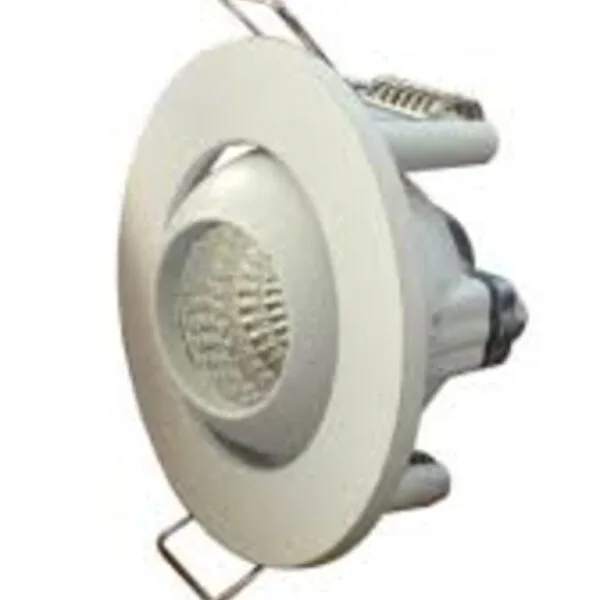 Legrand 050330 Alman Tipi Kulplu Fiş Beyaz