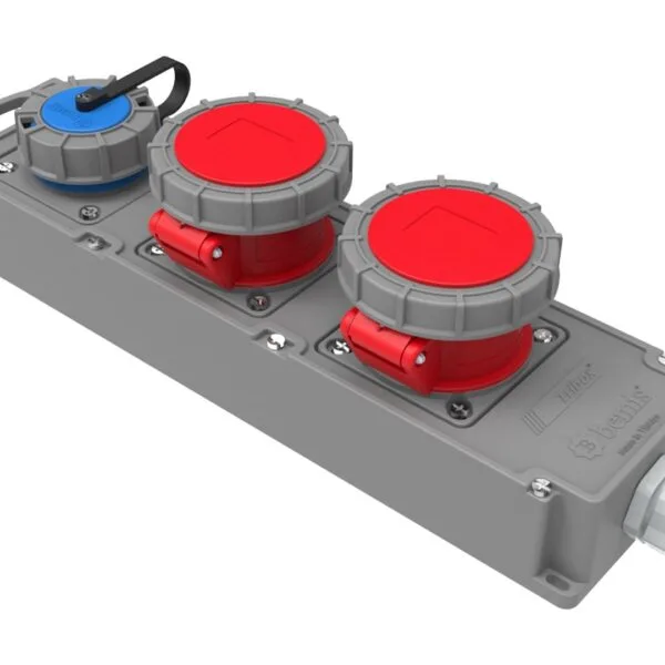 Bemis 5/16A. 380V. 2 Ad. + 1/16A. 220V. 1 Ad. IP67