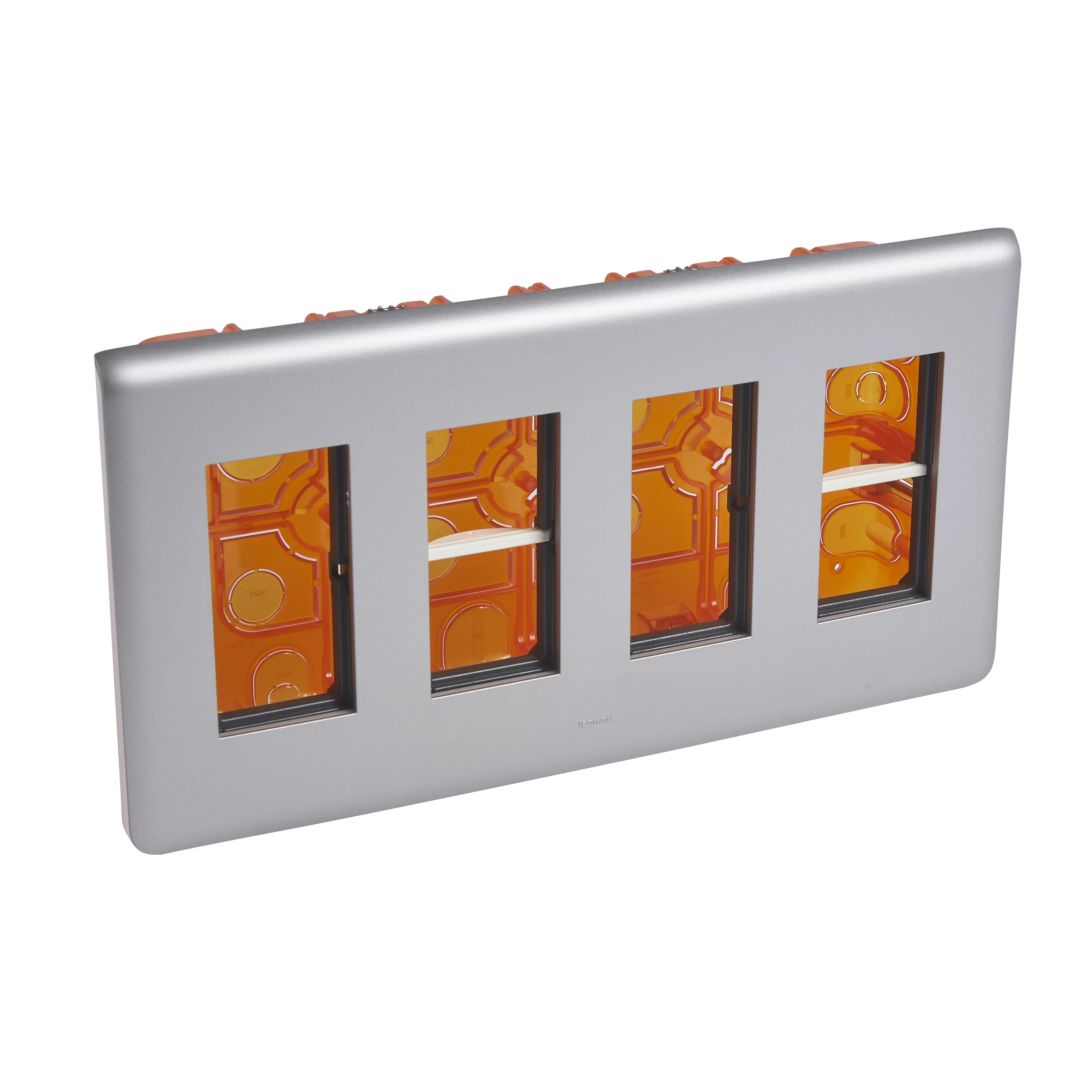 Legrand 079074L Çalışma Alanları İçin Sıva Altı Çoklu Çerçeveler, 4 X 4M, Alüminyum