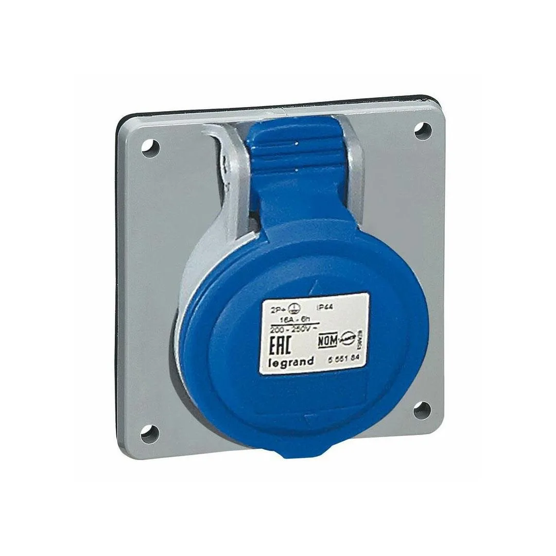 Legrand 555184 P17 Eğik Makina Priz 200/250V 16A 2P+T IP44