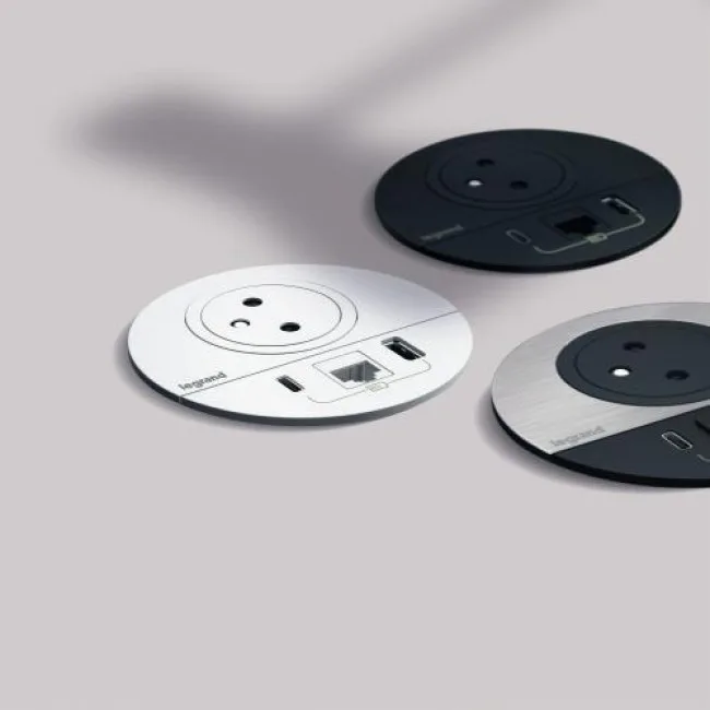 Legrand 654710 Incara Dısq 80 1 Top.priz + USB A+c + RJ45 CAT6 Utp Beyaz Kabl. 2M Fr/alman Fiş