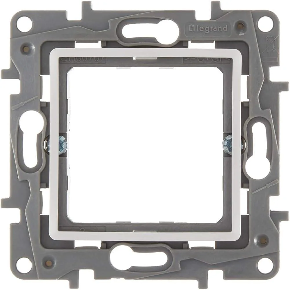 Legrand 767189 Salbei Armada Adaptörü-beyaz